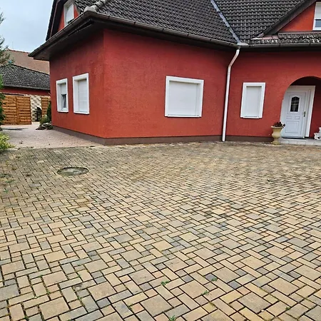 Apartment Zlata Prilba Pardubice